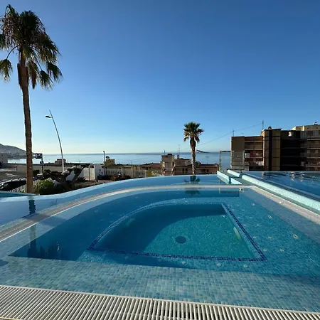 Sunset Cliffs Terra Gold 公寓