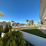 Sunset Cliffs Terra Gold * بينايدورم