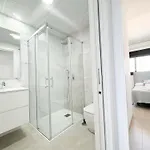 Sunset Cliffs Terra Gold بينايدورم